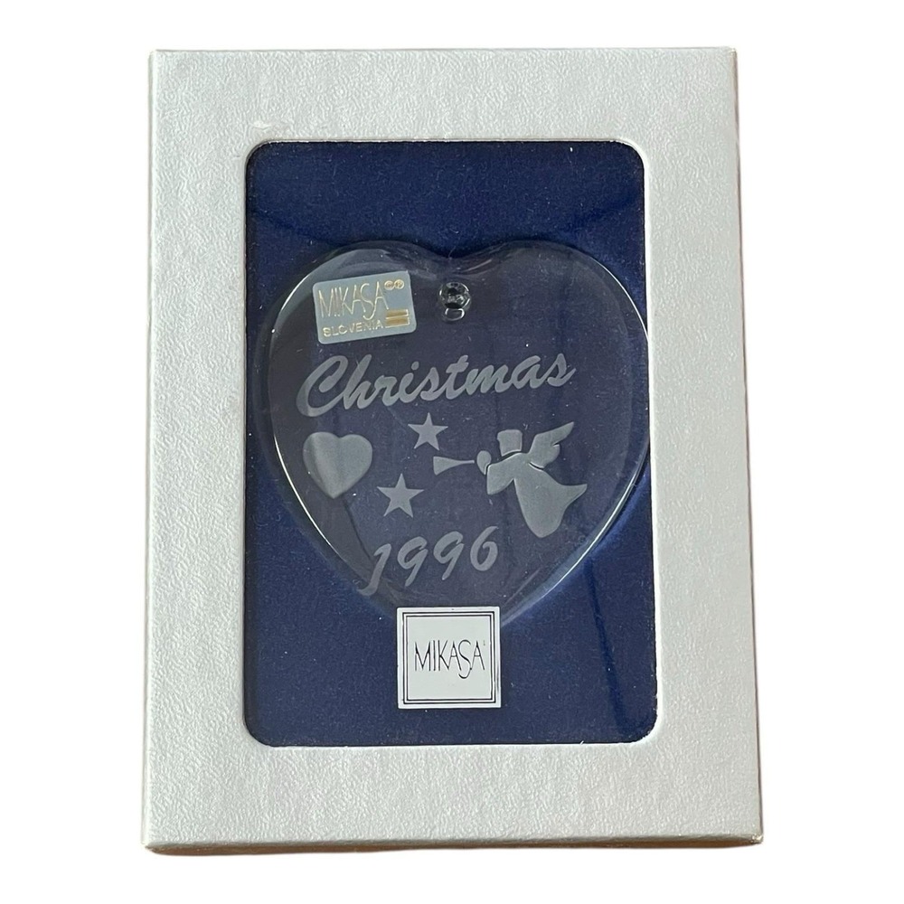 Mikasa 1996 Heart 2.5" Etched Crystal Christmas‎ Ornament